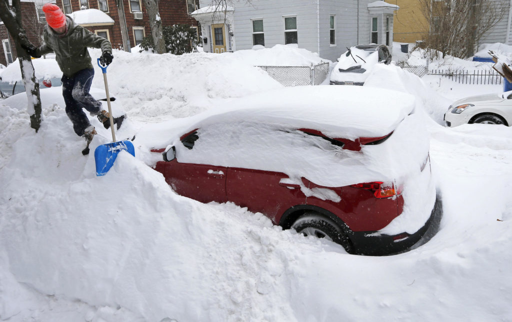 snow-mass-shovel